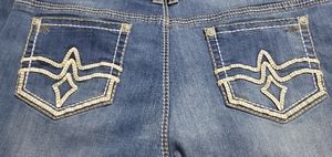 Distressed Demin Capris